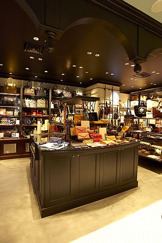 制作事例 Edito 365 エディト トロワ シス サンク ルミネ有楽町店 株式会社ラックランド