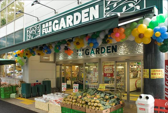 制作事例 富士ガーデン新松戸店 株式会社ラックランド